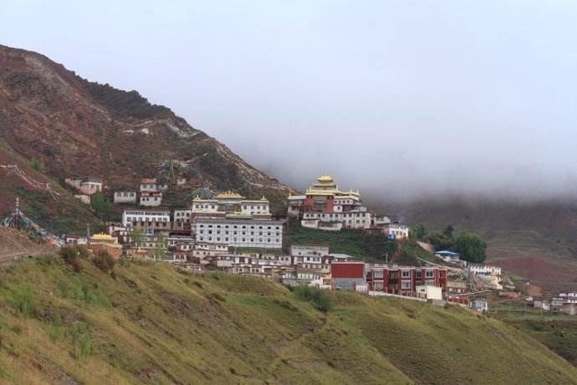 巴青房屋出租